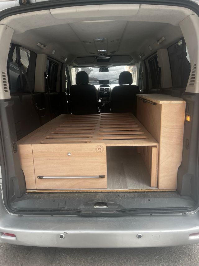 @Camper_manetee “Muebles Camper”