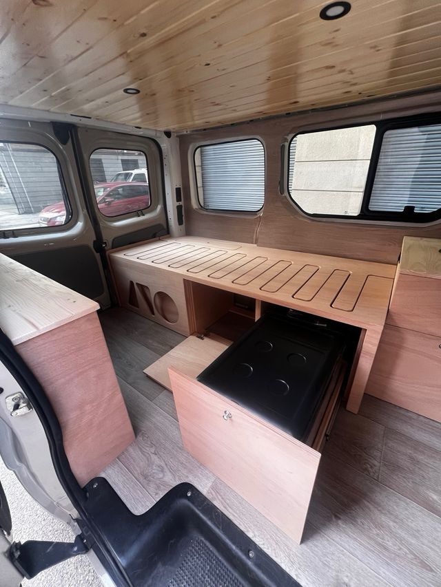 @Camper_manetee “Muebles Camper”