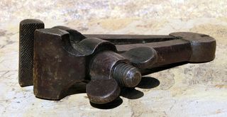 PINZA CARPINTERO TORNILLO MANO ENTENALLA MORDAZA