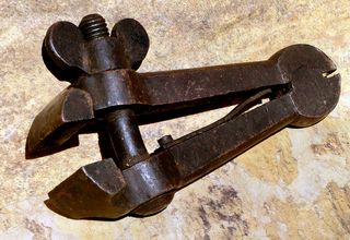 PINZA CARPINTERO TORNILLO MANO ENTENALLA MORDAZA