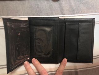 Cartera de hombre de piel