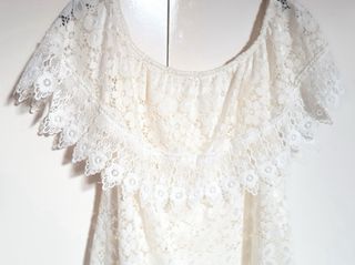 BLUSA DE ENCAJE
