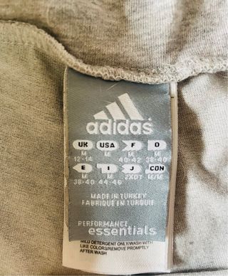 Pantalón corto Adidas