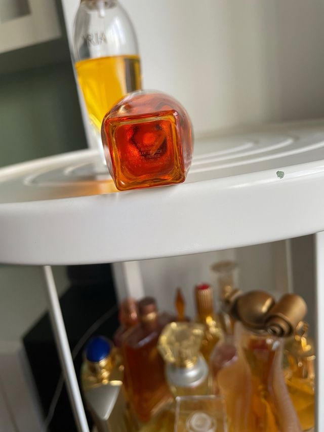 Yria perfume descatalogado 2 botes 