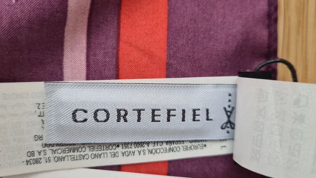 Pañuelo cuadrado nuevo Cortefiel