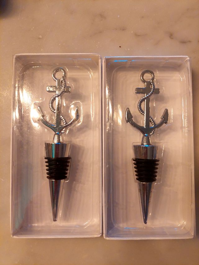 Tappi ermetici forma ancora