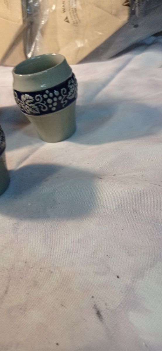 Brocca più bicchieri in ceramica decora