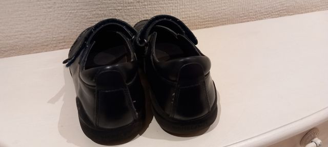 Zapato colegial niña Biomecanics