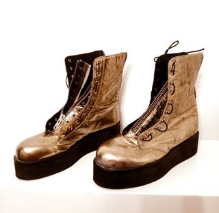 Botines italianos dorados metalizados