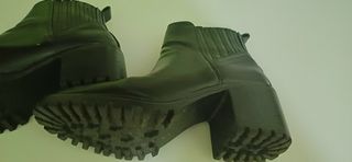 Botines negros Zara