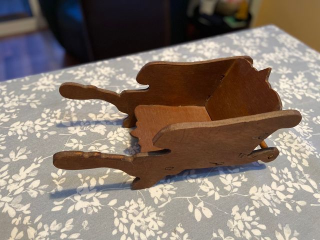 CARRO DE MADERA ANTIGUO, HECHO A MANO