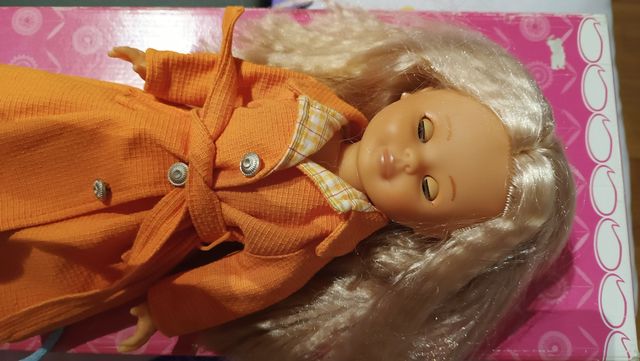 Nancy Quirón London. Año 2000