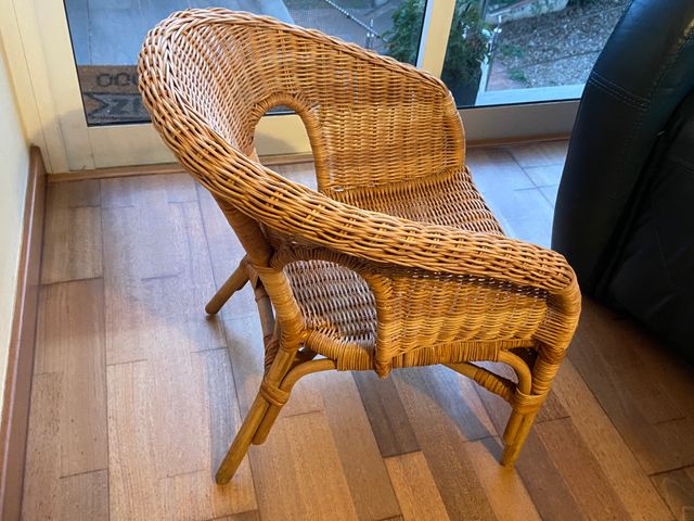 SILLÓN INFANTIL DE MIMBRE, PARA NIÑOS O MUÑECOS