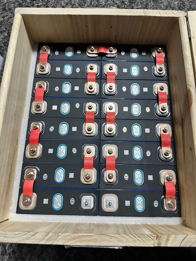 BATERIA DE LITIO ( LifePo4) 48v 12.5KW