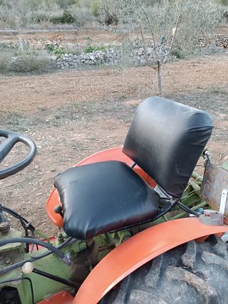Tractor Agria 8900