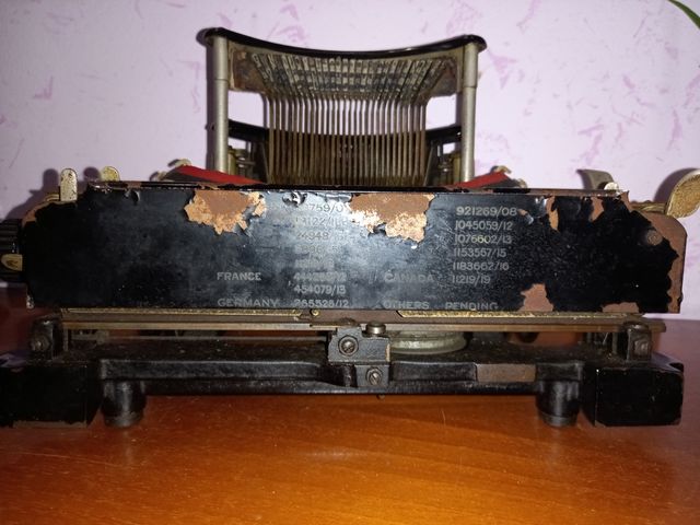 Macchina da scrivere