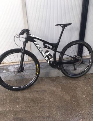Berria Mako