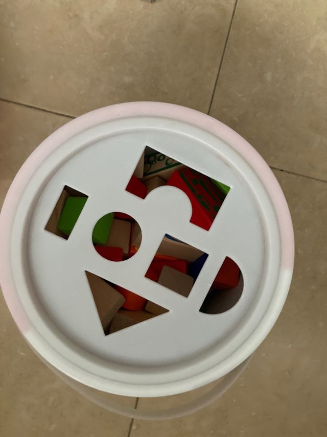 juego de construccion caja de cubos de madera