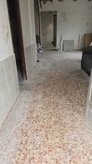 Reformas, suelos, baños, platos de ducha