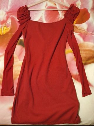 abito color borgogna taglia M