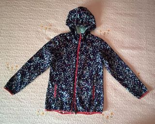 Abrigo vaquero niña talla 10 y abrigo impermeable