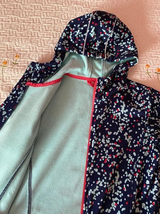 Abrigo vaquero niña talla 10 y abrigo impermeable