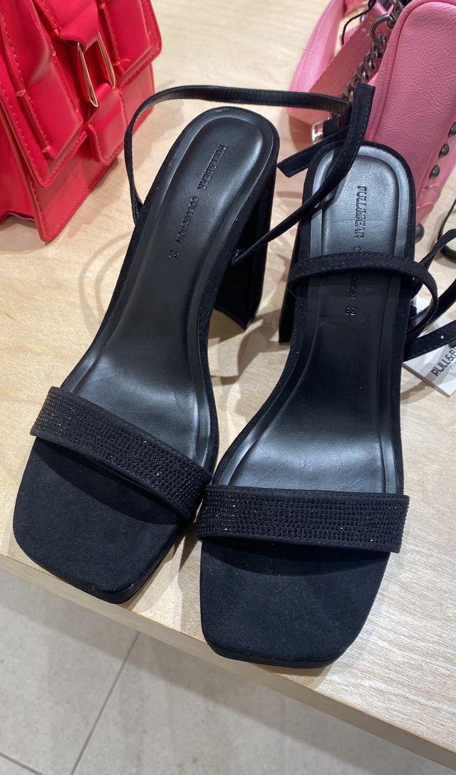 sandalias de tacon talla 38 Zara