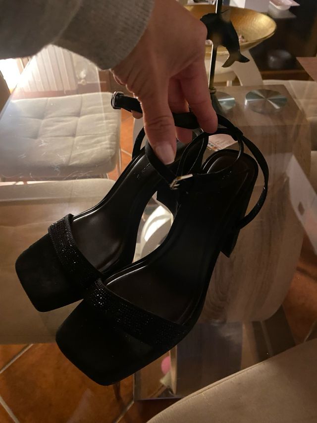 sandalias de tacon talla 38 Zara