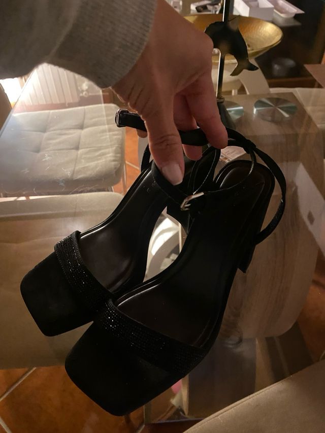 sandalias de tacon talla 38 Zara