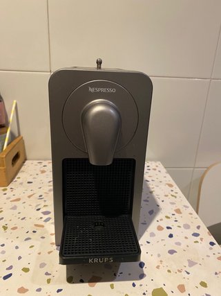 Cafetera nespresso  krups prodigio titan gama alta