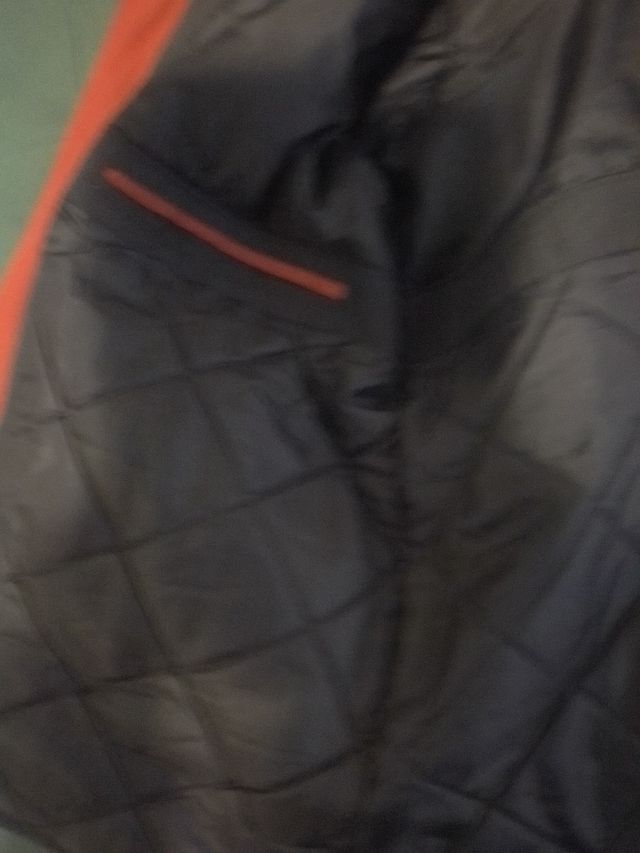 Giacca foderata nera e rossa