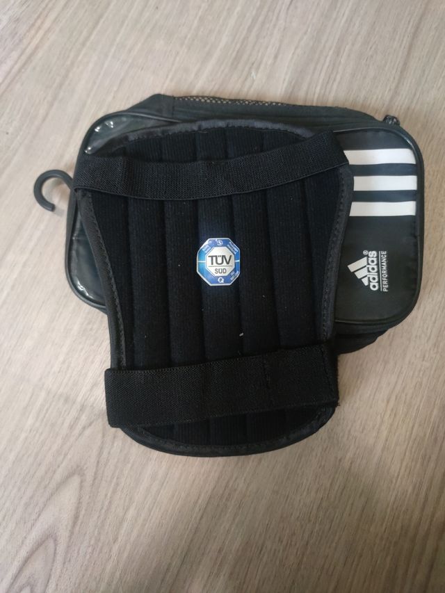 Espinilleras adidas xl