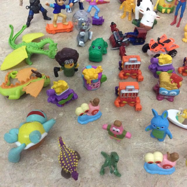 100 figuras diversos tipos y cuentos diversos