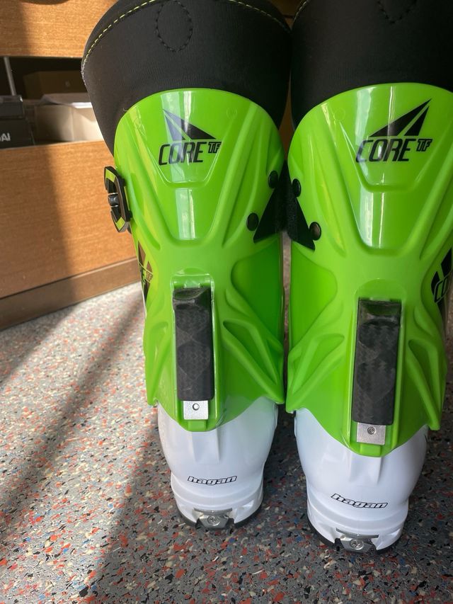 bota ski montaña Hagan core tf
