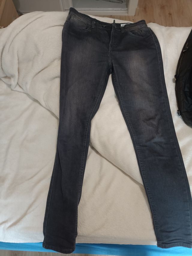 vendo pantalones gris marengo caballero, talla 28