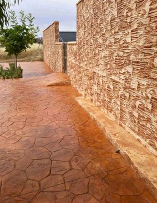 Hormigon impreso y en vertical