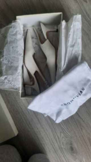 Zapatos novia Pronovias