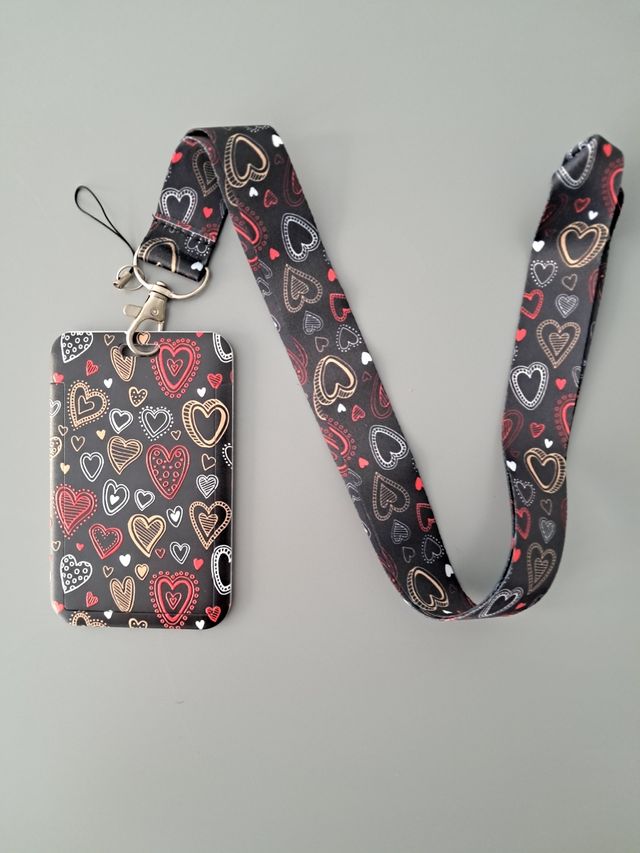 Cuelga tarjetas negro corazones