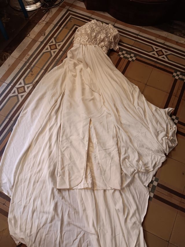 Abito da sposa seta sartoriale alta