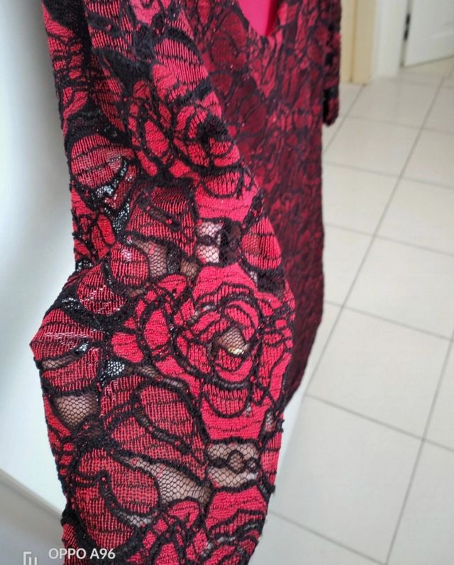 Vestitino in pizzo rosso🌺