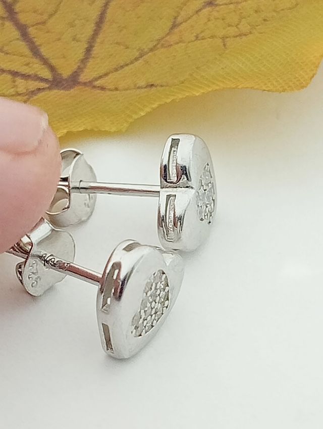 Pendientes corazón plata.