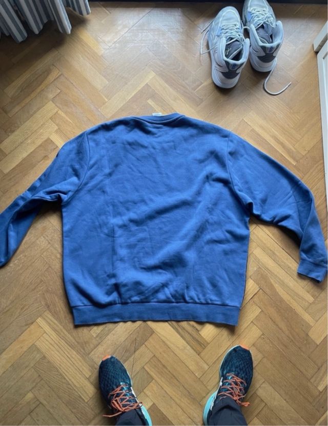 sudadera Nike sin capucha