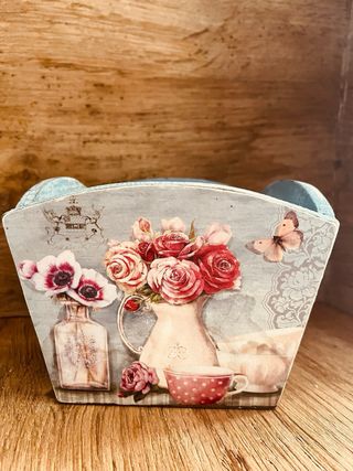 Macetero para plantas con estampado floral