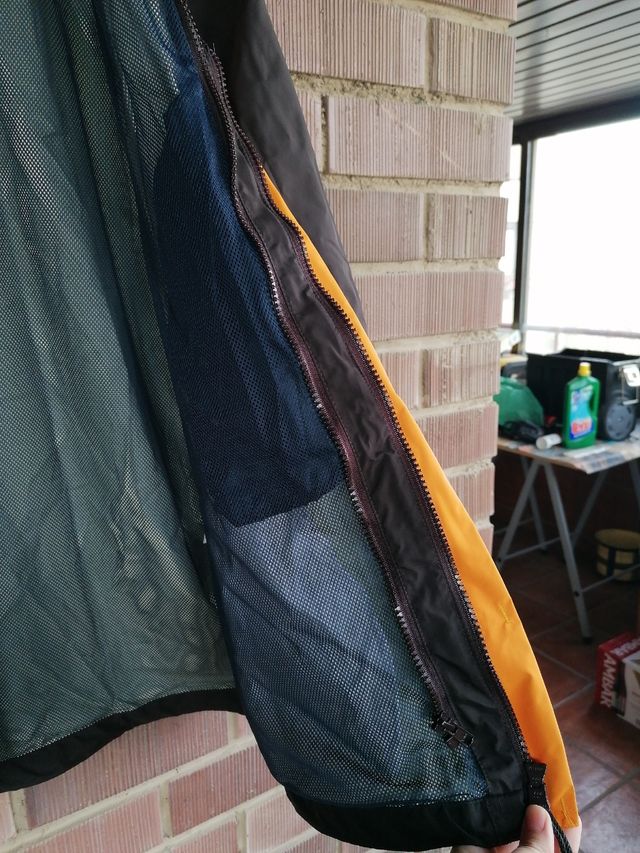 Cortavientos de mujer