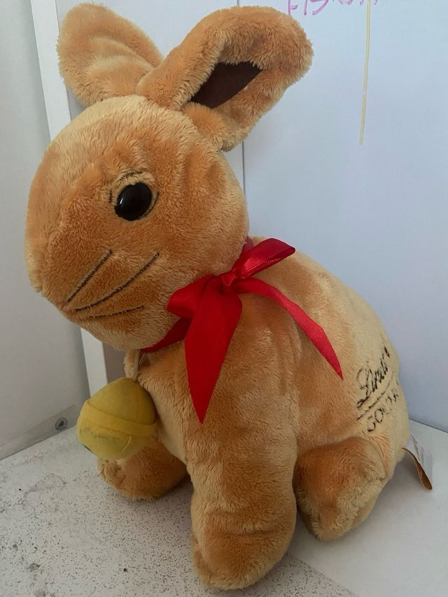 peluche coniglio
