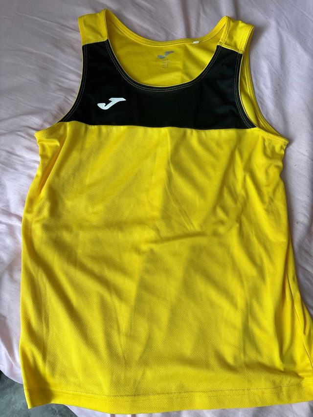 camiseta de tirantes Joma.