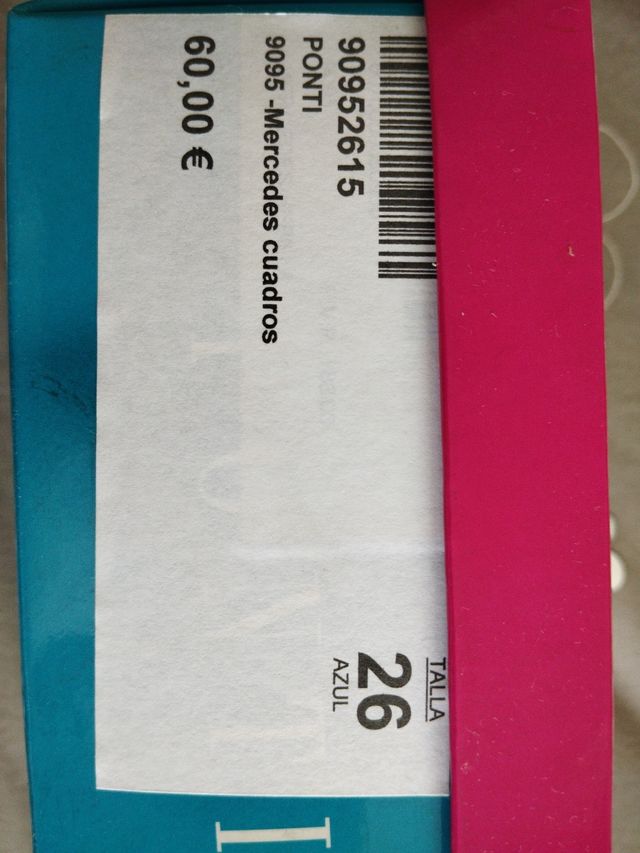 Zapatos niña cuadros