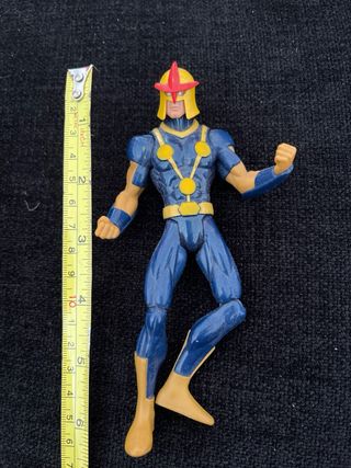 Vários bonecos wwe, power ranger, spiderman, etc