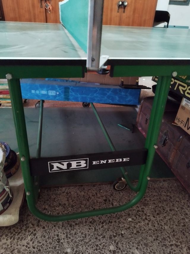 Tavolo da ping pong in molt bon estat