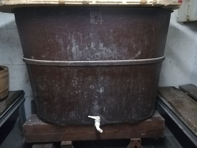 Botte/vasca in vetroresina